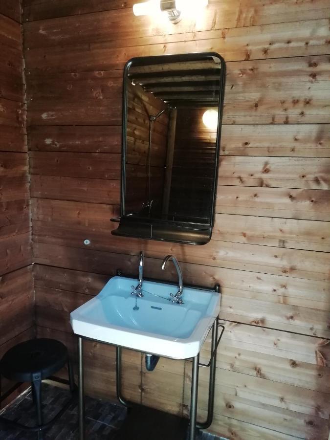 Nova Alofa Caravan Monchique Luaran gambar